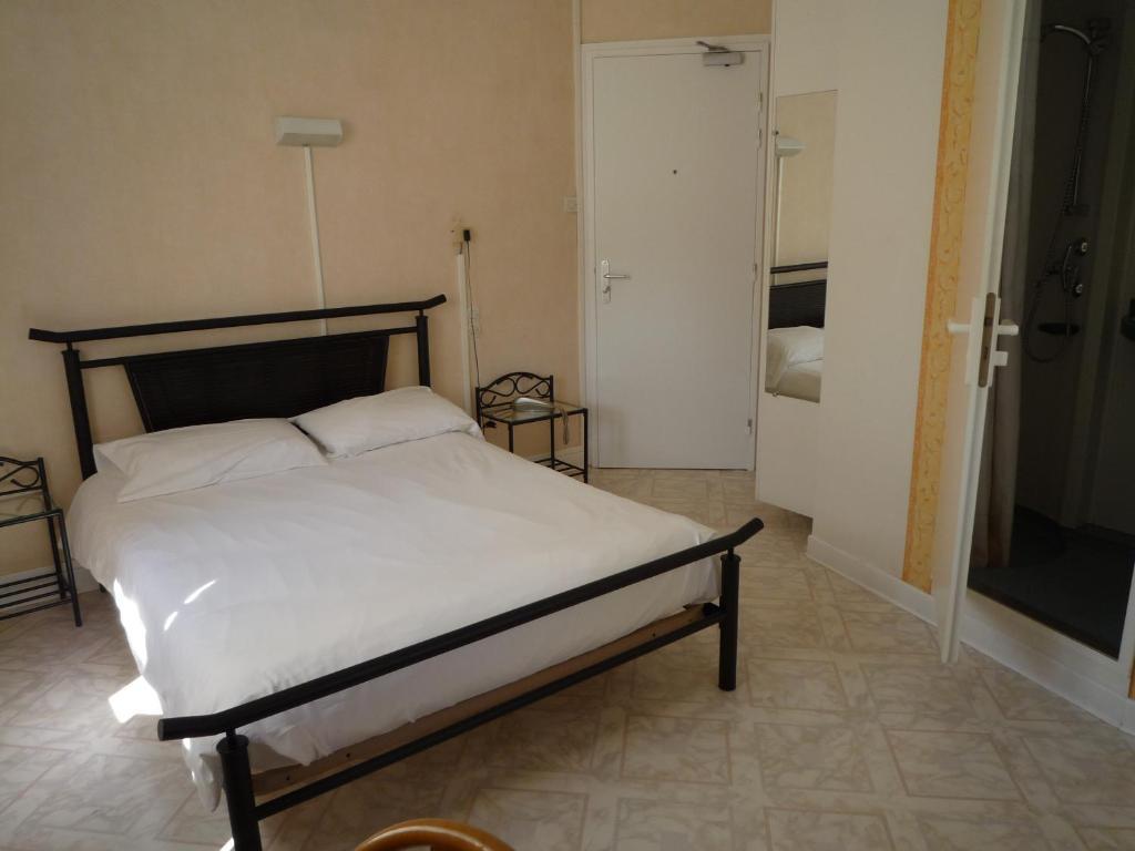 Hotel La Flamme Rouge 생지롱 객실 사진